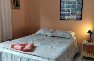 Casa aconchegante térrea à 3min de carro do centro e praia central - Foto 12