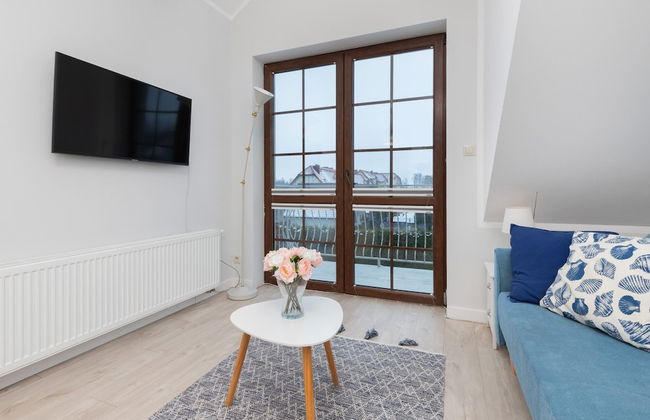 Bright Apartment in Debki by Renters - Photo 16