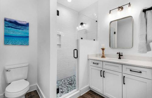 Latitude! New 8 Bedrooms! Beach! - Foto 28