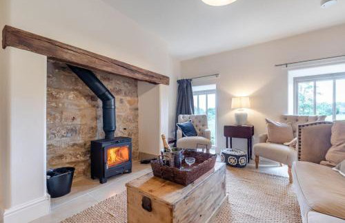 3 Bed in Winkhill oc-a32968 - Photo 2