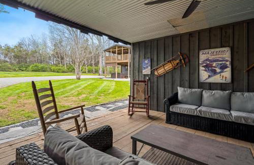 3BR Luxury Log Cabin Near Franklin - Foto 78