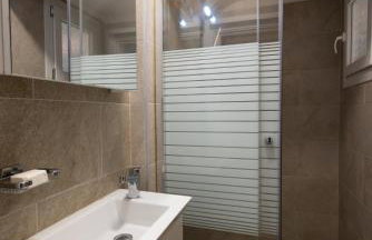 Family Villa Portes with panoramic view! - Foto 12