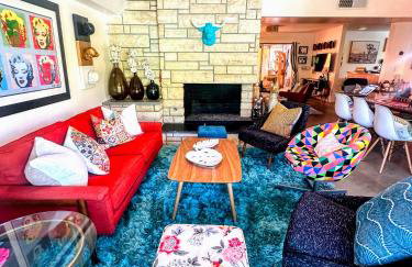 The Twin Palms Art House - vibrant, design-centric oasis, 2 mi to dowtown PS ID 3629 - Foto 8