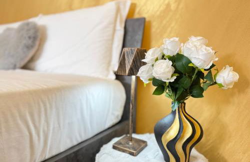 ROYAL HOUSE - Parcheggio gratuito e Wi-Fi - Photo 12