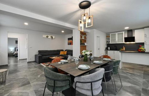 2 Bedroom Beautiful Home In Lepoglava - Foto 15