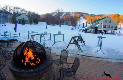 Mountain Getaway Suite Ski OnOff Jiminy Peak - Fully Redone Decor - Foto 17