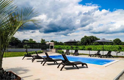 5 Bedroom Stunning Home In Nedescina - Foto 7