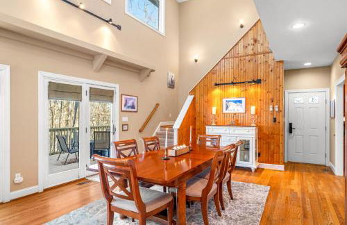 Spacious Family Retreat-Hot tub & Game Room - Foto 14