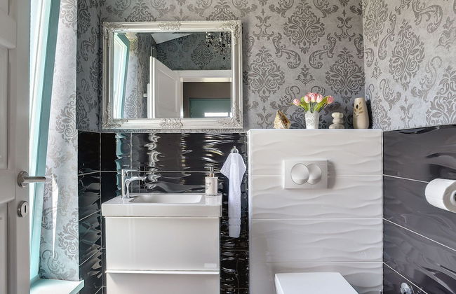 Lovely Holiday Home With Private Pool - Foto 20