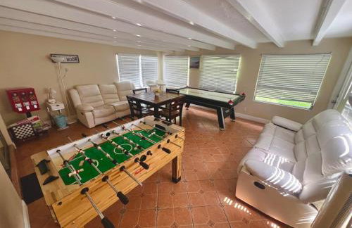 Palm Beach Vacation Home-Downtown-Gameroom-Grill - Foto 32
