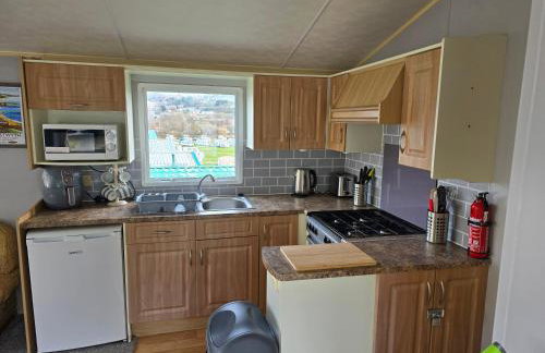 Light and Airy 2 Bedroom Mobile Home - Foto 8