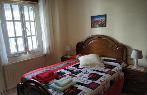 PRECIOSA CASA DE 4 HABITACIONES EN PLENO CORAZÓN DEL CAMINO DE SANTIAGO! - Foto 24