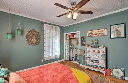 Stylish Woodfin Home with Backyard and Fire Pit - Foto 20