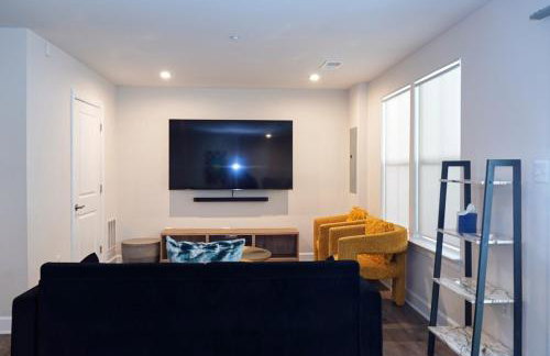 New LUX home close to DC and Metro - Photo 27