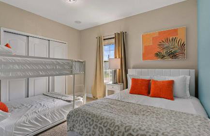 Poolside Tampa Stay- Game Room & Glam Room- Pool- Darts- Pool Table- Next to MacDill AFB - Foto 56