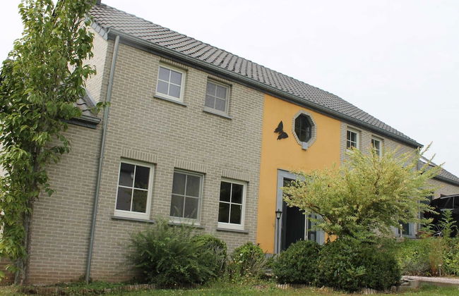 Luxury Holiday Home in Marchin With Wellness - Foto 32