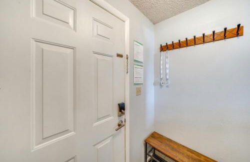 Warm Fraser Townhome with Community Amenities! - Foto 4