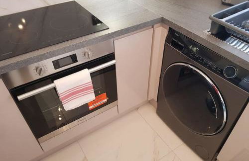 Luxurious 2 Bedroom House With Garden And Free Parking - Foto 6