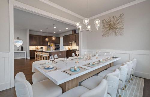 Luxury Home, 5BR, 4BT, Near Portland DT, Game Room, Nature Trails - Foto 1