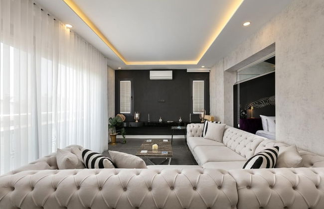 Wolf Suites - Photo 42