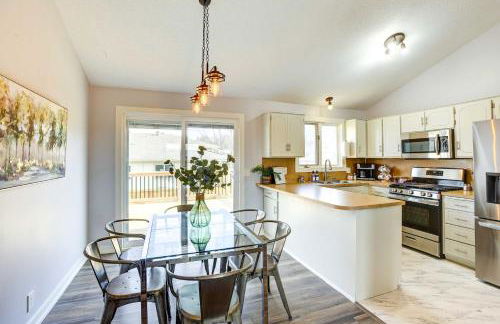 Pet-Friendly Omaha Vacation Rental with Deck! - Foto 1