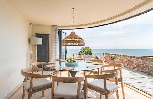 The Beach House at Sandgate by Bloom Stays - Foto 1
