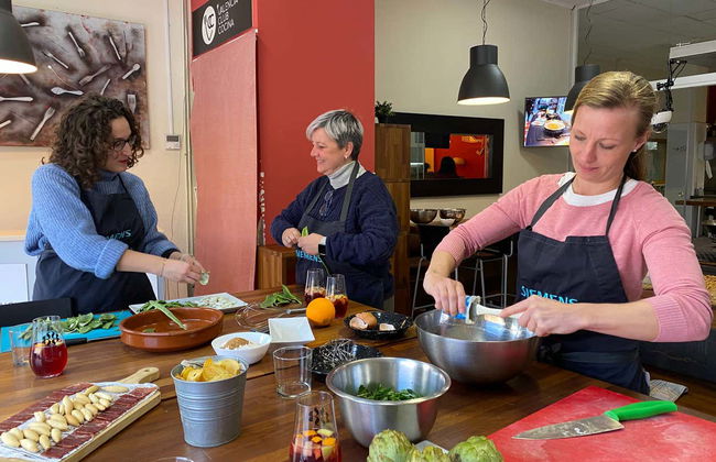 Valencian Paella Cooking Class - Photo 4