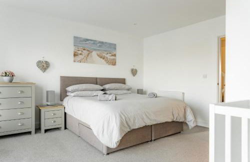 Large Modern Scenic 4 Bedroom Townhouse - Foto 49