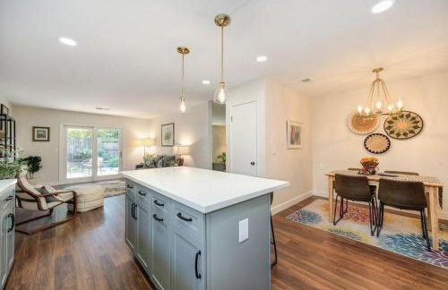 Family-Friendly Getaway Near Slide Hill Park home - Foto 24