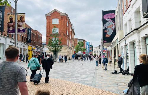 Chelmsford City Centre Modern Duplex With Parking, Wi-Fi & Netflix - Foto 50