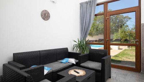 Three-Bedroom Holiday Home In Divsici - Foto 5