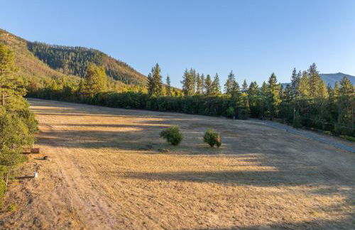 Starry Oak Vineyard Retreat w Hot Tub - Foto 46