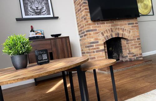 Luxury 2 Bedroom Norfolk Retreat-Private Hot Tub - Foto 8