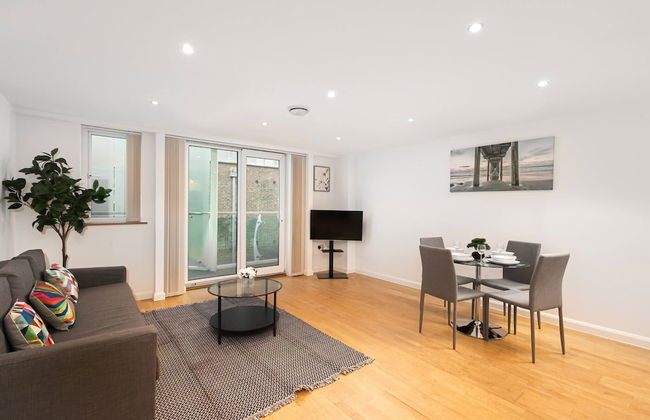 Skyvillion - Spacious 2bed W Balcony In Barnet - Foto 1