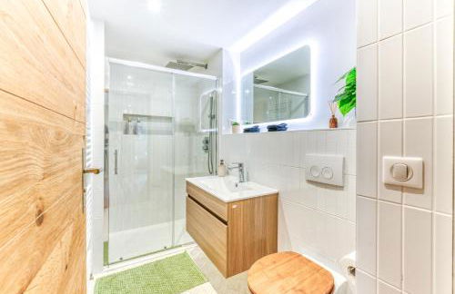 Sauna Bain Nordique Cinéma Vue Montange - Photo 32