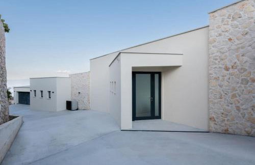 Luksuzna moderna vila sa panoramskim pogledom - Foto 26