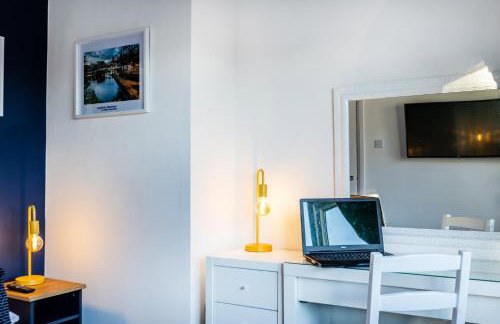 The Heart - Cosy 3 bedroom house with double driveway and Garden in Manchester - Foto 49