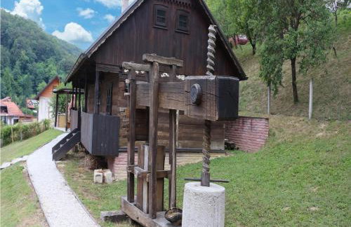 Tradicionalna zagorska drvena kuća Stara murva - Foto 22