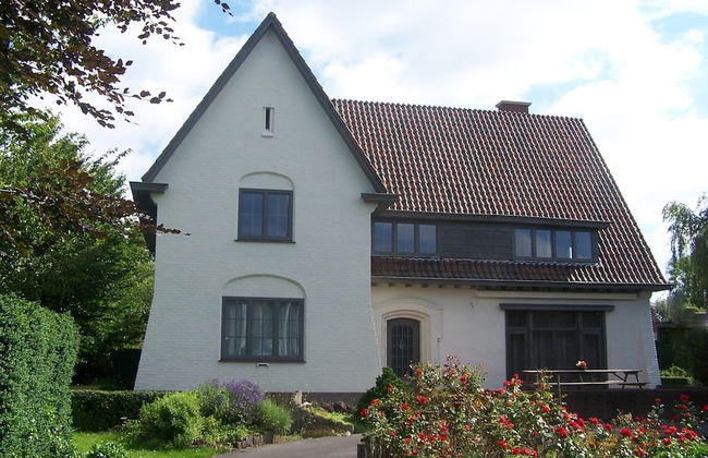Country House in Poperinge Near WWI Sites - Photo 1