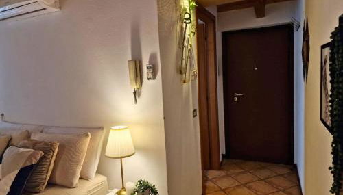 ACasaDiFranci attico con dehor privato, wifi e metro a 4 min da piedi - Foto 3