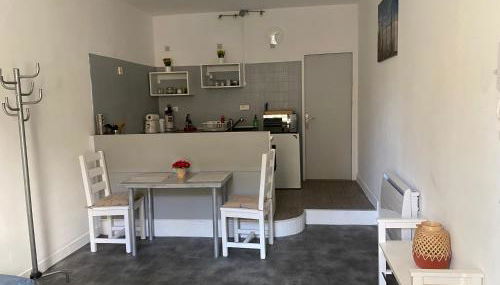 Studio indépendant dans maison de ville, au calme - Foto 2