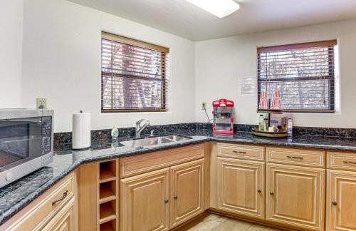 Hot Tub Ponderosa Paradise Overgaard Cabin - Foto 14