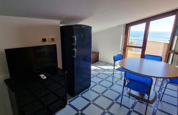 Mansarda Fronte Mare con servizio spiaggia incluso a Roseto degli Abruzzi - Foto 3