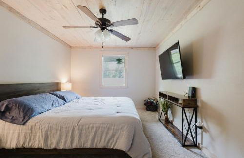 Cozy Lakeside Escape near Hot Springs - Foto 10