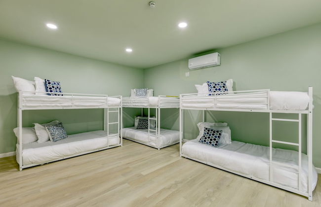 Game Farm Villa by Avantstay 10bdr Private Pond Spa Pool Family-friendly - Foto 49