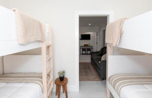 Family Duplex Suite in Downtown Sandusky Sleeps 12! - Foto 17