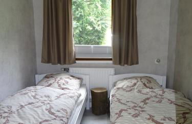 Hüttenflair am See mit Kamin - Foto 24