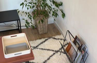 Aux Trompettes Violettes - Foto 30