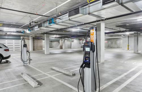 Fairfax District Chic City Oasis 2 BR Apt with Den 136 - Foto 39