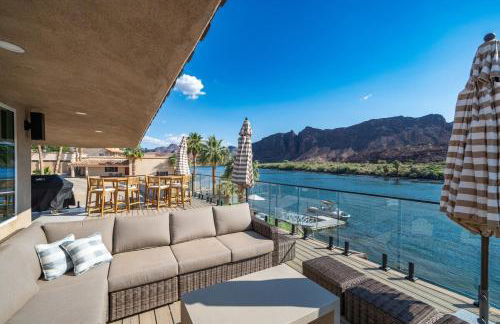 New Luxe Riverfront Home, Launch & Dock, Gamerooms - Foto 30